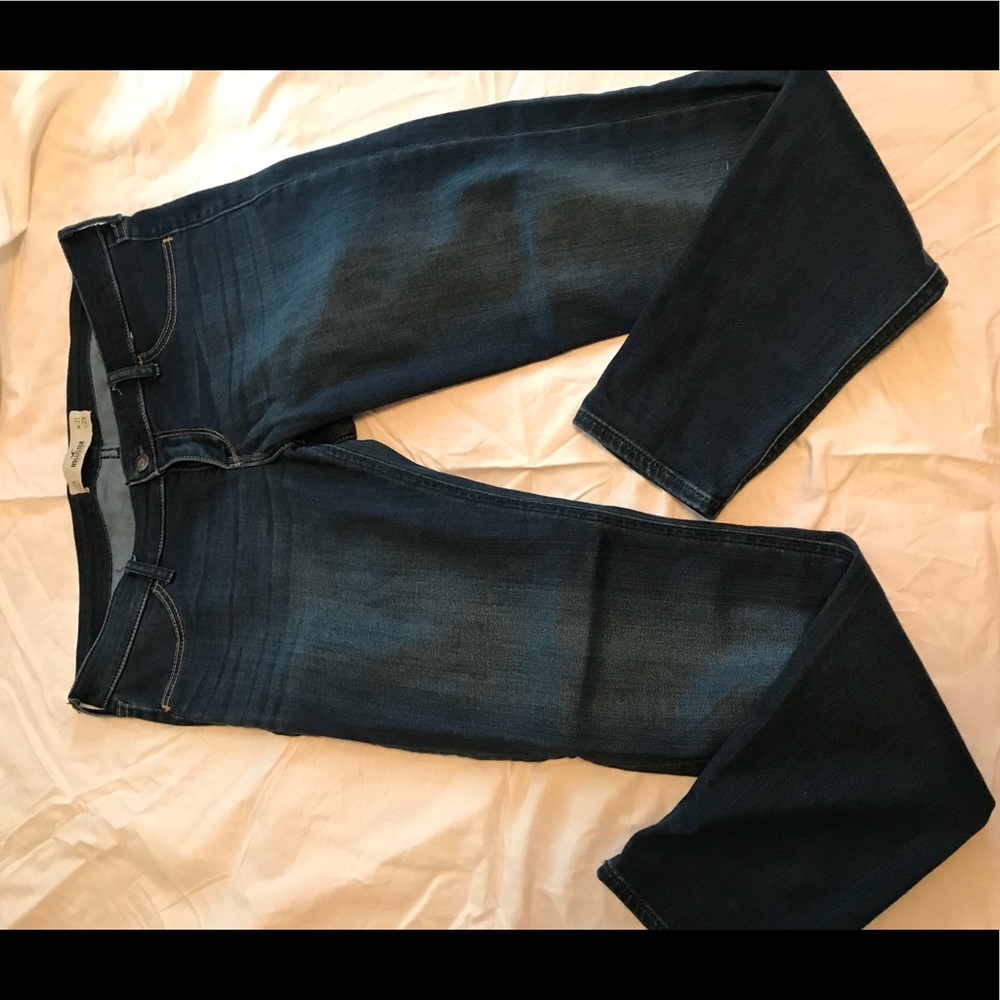Hollister Women’s jeans size 13R. 31